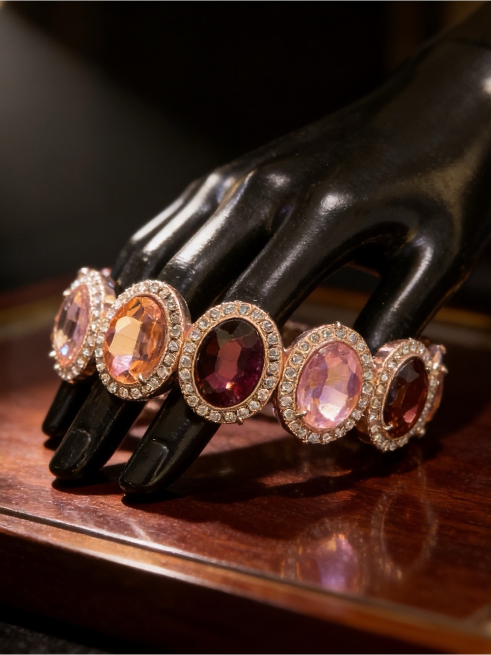 Multi-Tone Oval Crystal Halo Stretch Bracelet – Peach, Blush & Plum